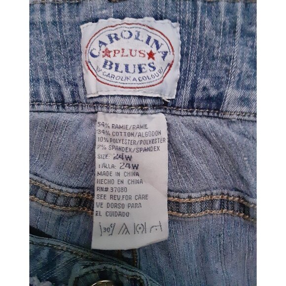 Carolina Blues Jeans Womens Plus Size 24W Blue Light Wash Relaxed Straight Fit - Picture 3 of 8